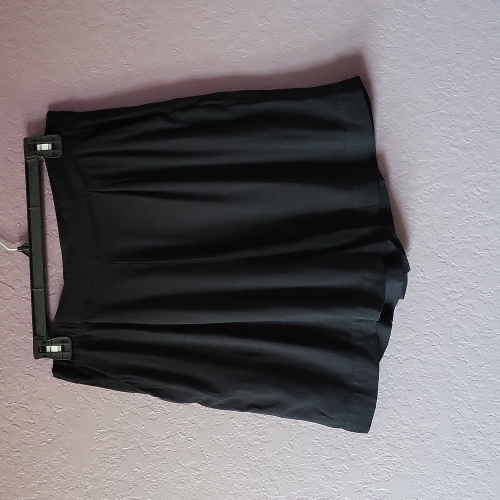 Melrose and Market Shorts